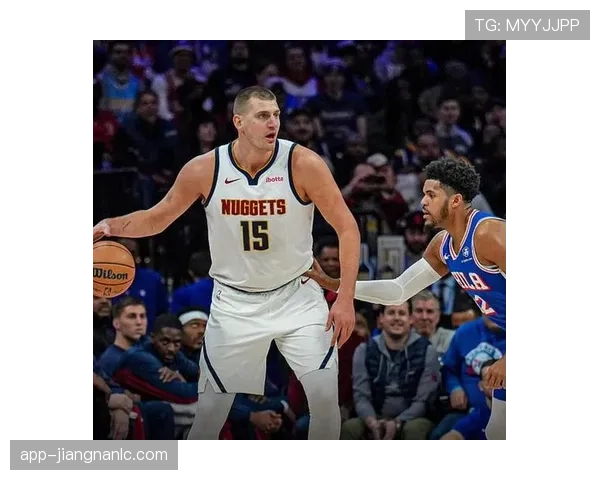 恩比德通过背身单打提升内线得分效率，显著拉开与约基奇差距